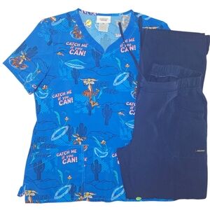 Road Runner Scrub Set